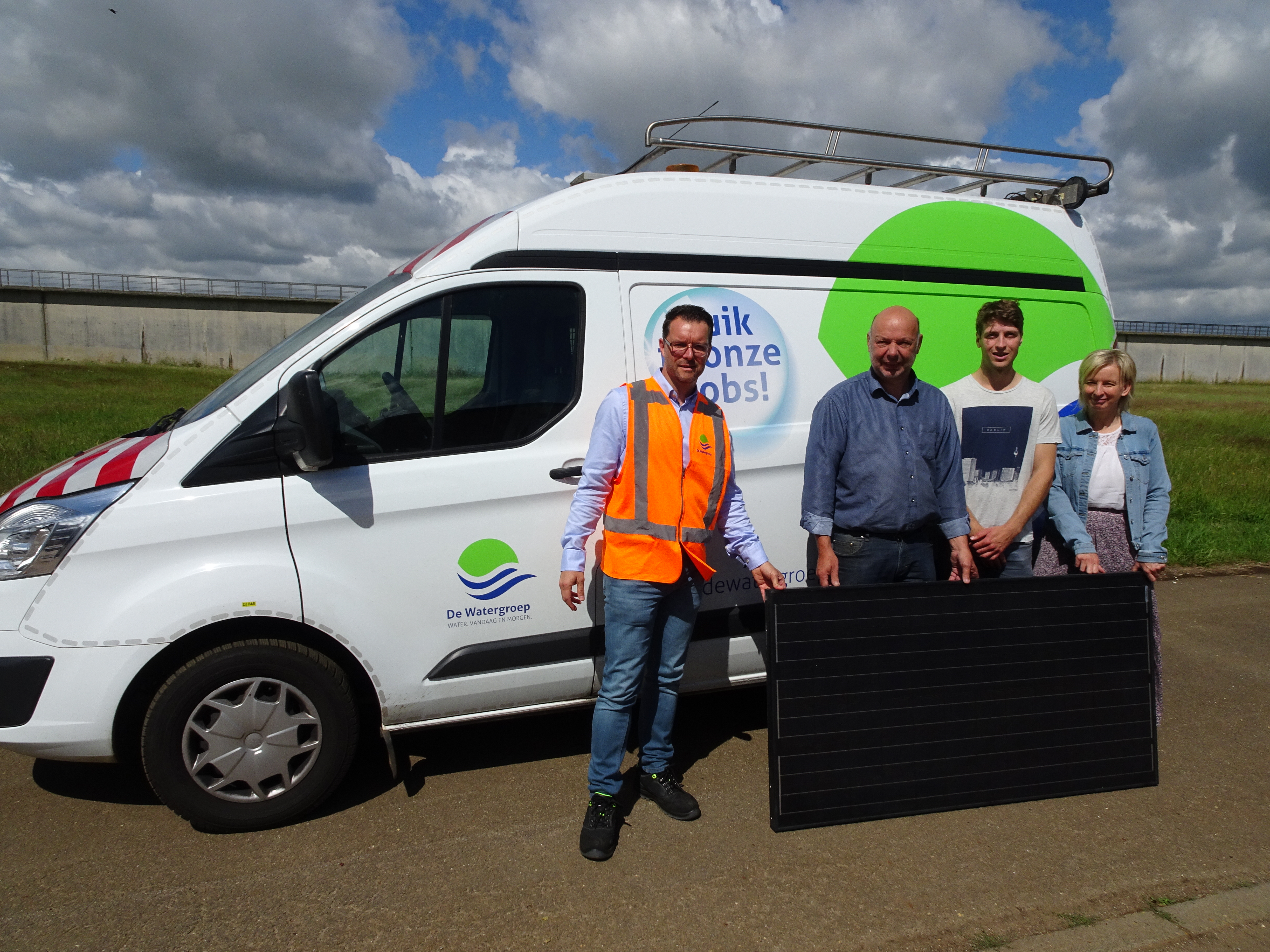 introductie foto Tweede leven voor oude zonnepanelen van De Watergroep